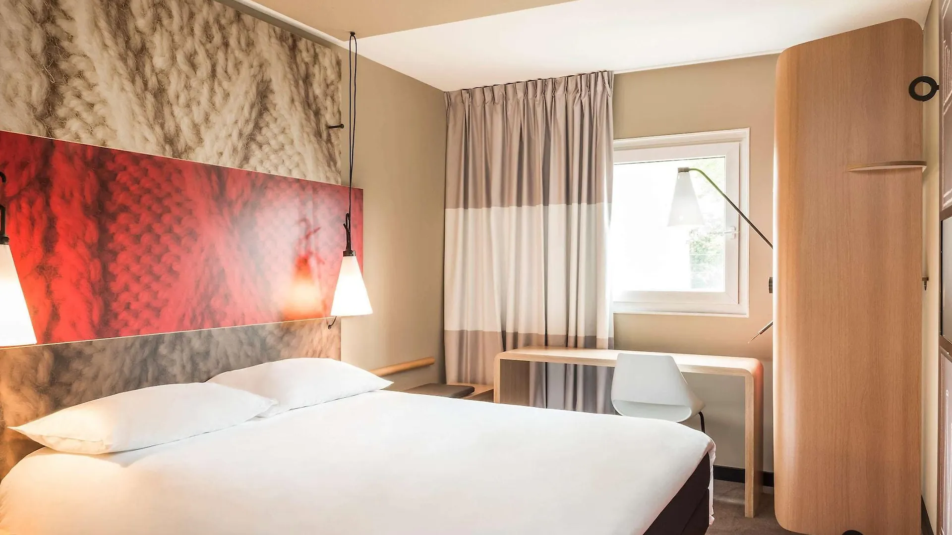 Ibis Geneve Centre Gare Hotel Switzerland