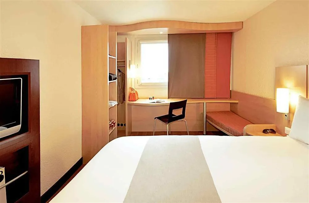 ***  Ibis Geneve Centre Gare Hotel Switzerland