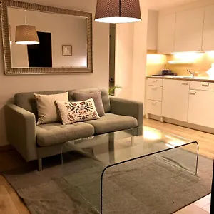 Cool & 2 Bedroom In Heart Of Eaux-vives Apartamento