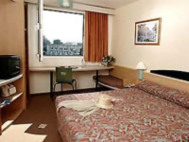 Ibis Geneve Centre Gare Hotel  Genebra